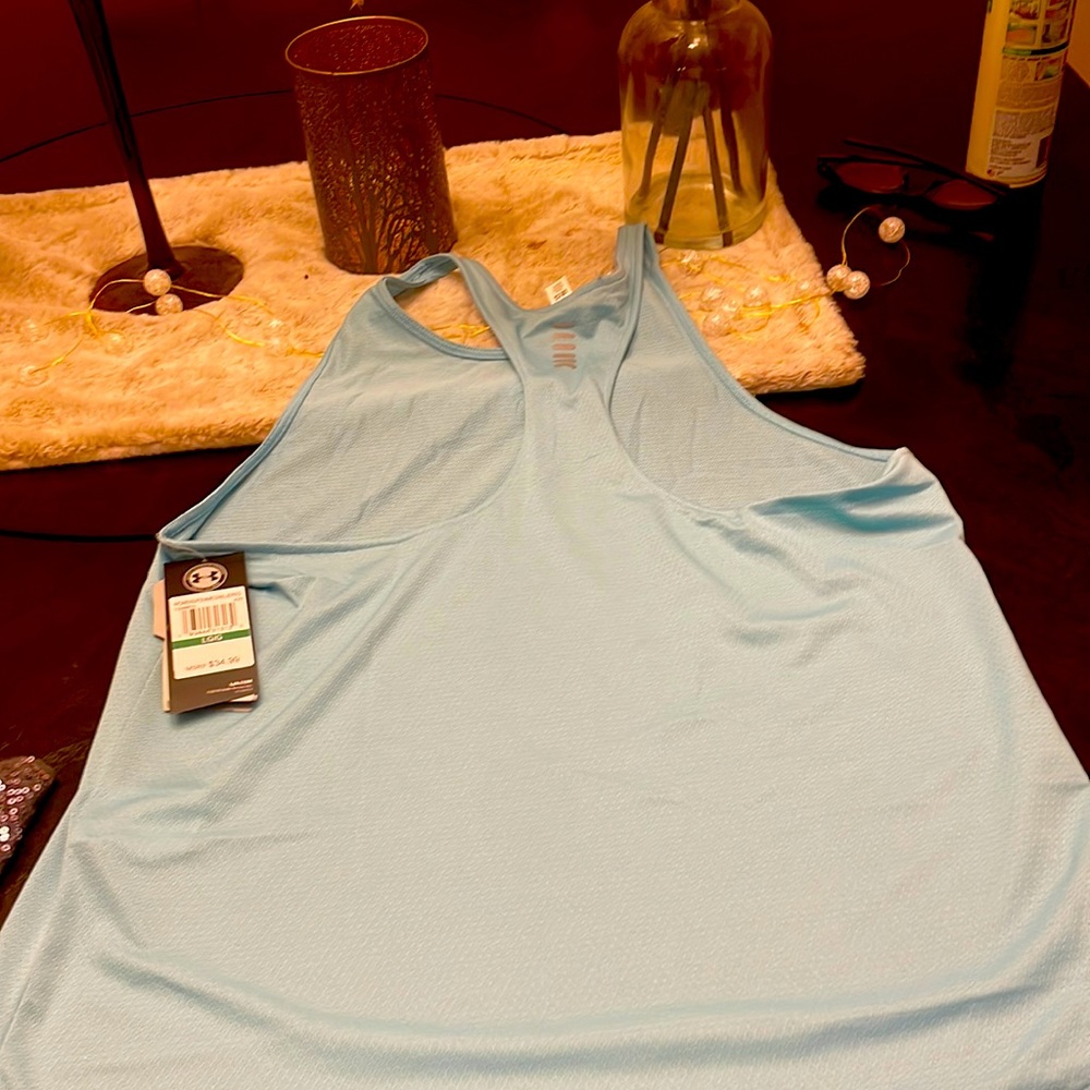 Under armour tank